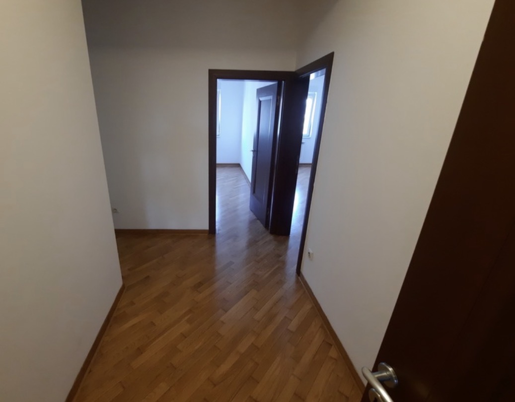 KARAĐORĐEV PARK 5.0 – GARAŽNO MESTO U CENI
